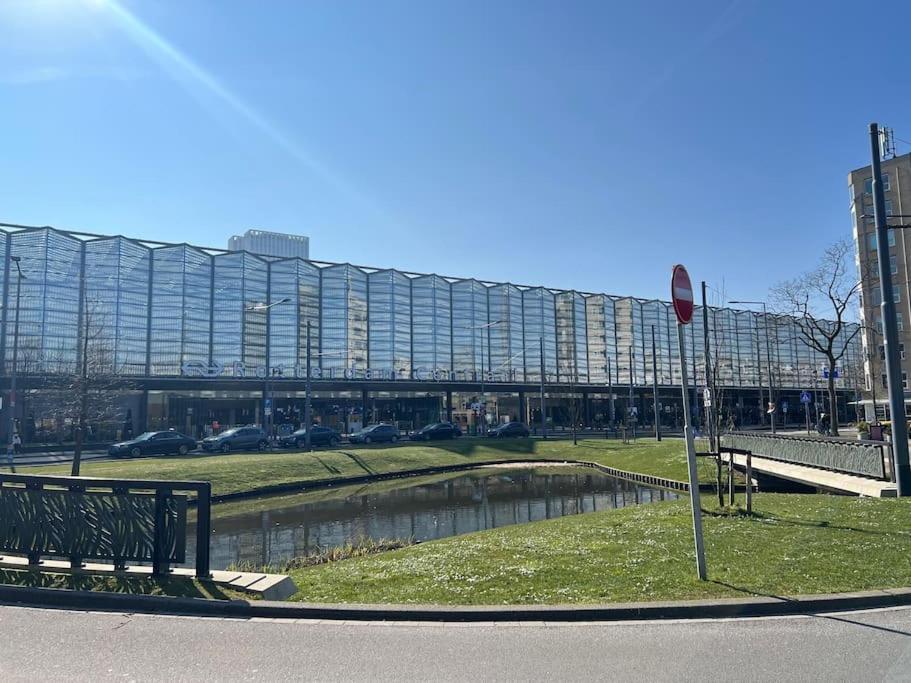 Rotterdam Inn Exterior foto